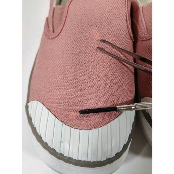 KEEN Elsa Canvas Slip-on Sneakers Shoes Women’s 8 Pink 1017152 **Read** - Picture 10 of 10